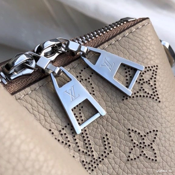 WIS Haumea Louis Vuitton Bag 1023